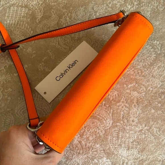 Brand New Calvin Klein Orange Wallet Organizer Crossbody Purse Silver Tone Chain - Picture 6 of 16